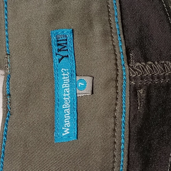 YMI Wanna Betta Butt Green 3 Button Skinny Cropped Pants Size 7 - Picture 5 of 6